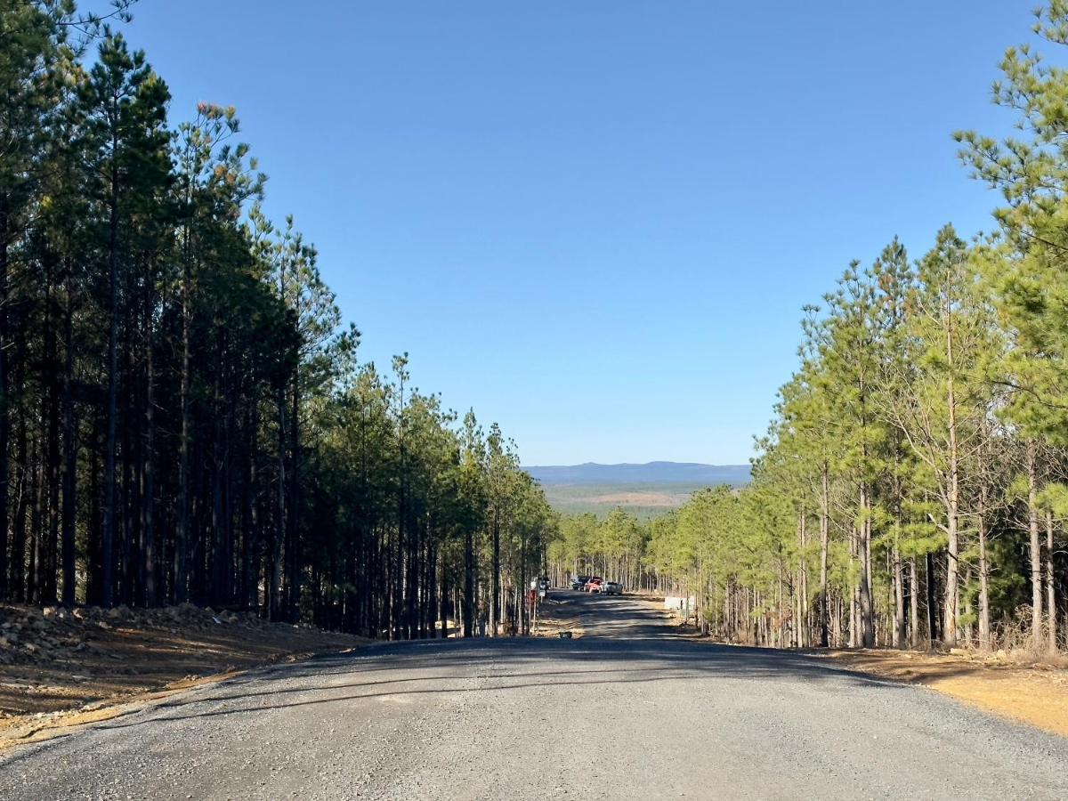 New Luxury Cabin, Hot Tub, Forest Views,Hotel Style Amenities Broken Bow Εξωτερικό φωτογραφία