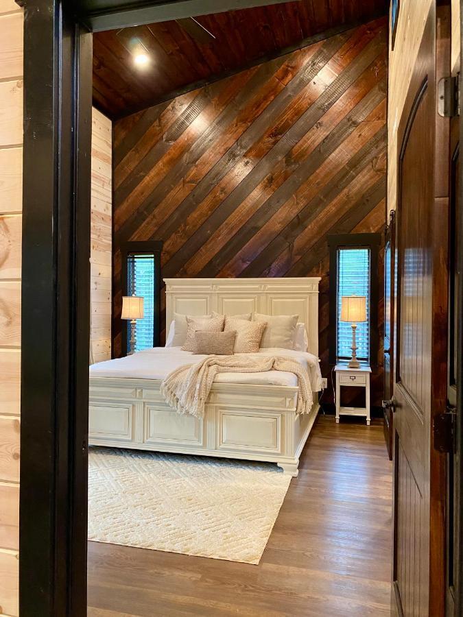 New Luxury Cabin, Hot Tub, Forest Views,Hotel Style Amenities Broken Bow Εξωτερικό φωτογραφία