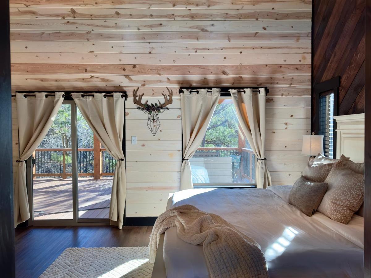 New Luxury Cabin, Hot Tub, Forest Views,Hotel Style Amenities Broken Bow Εξωτερικό φωτογραφία