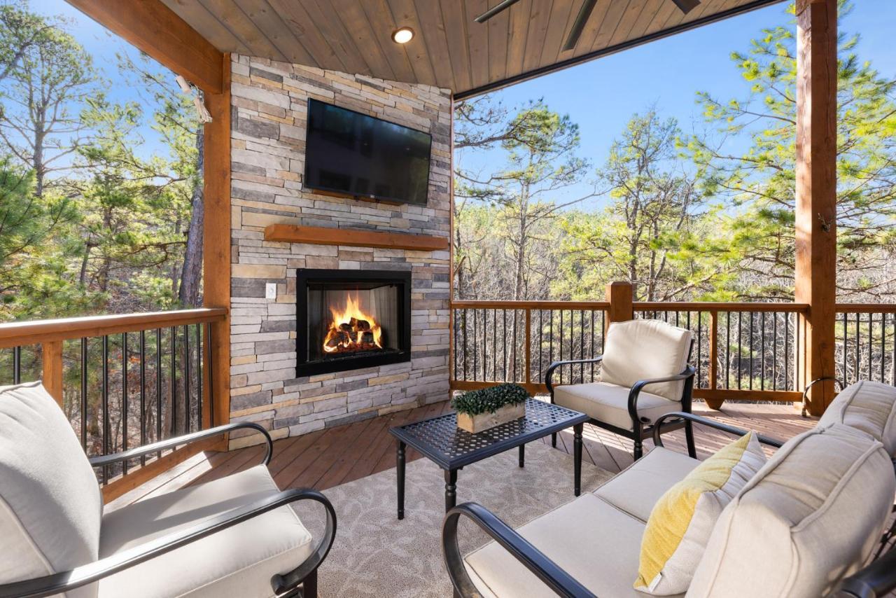 New Luxury Cabin, Hot Tub, Forest Views,Hotel Style Amenities Broken Bow Εξωτερικό φωτογραφία