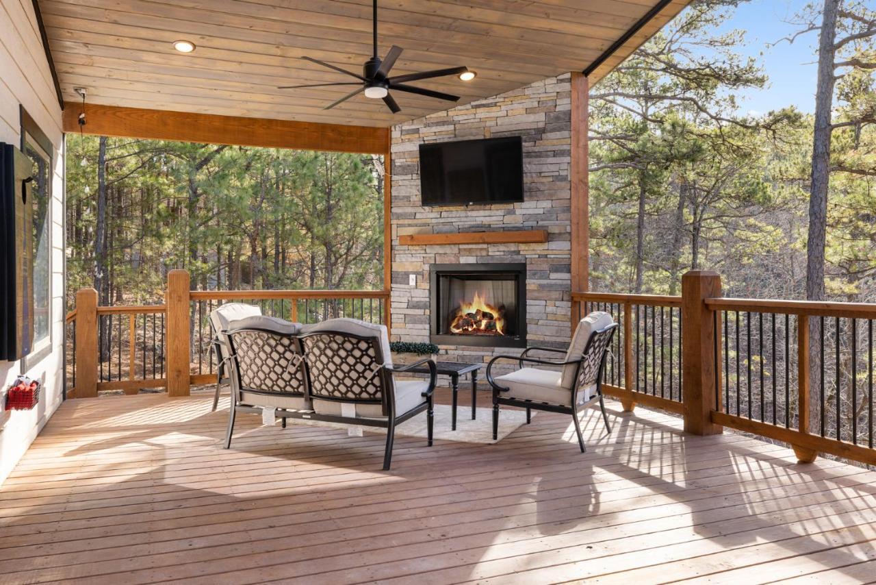 New Luxury Cabin, Hot Tub, Forest Views,Hotel Style Amenities Broken Bow Εξωτερικό φωτογραφία