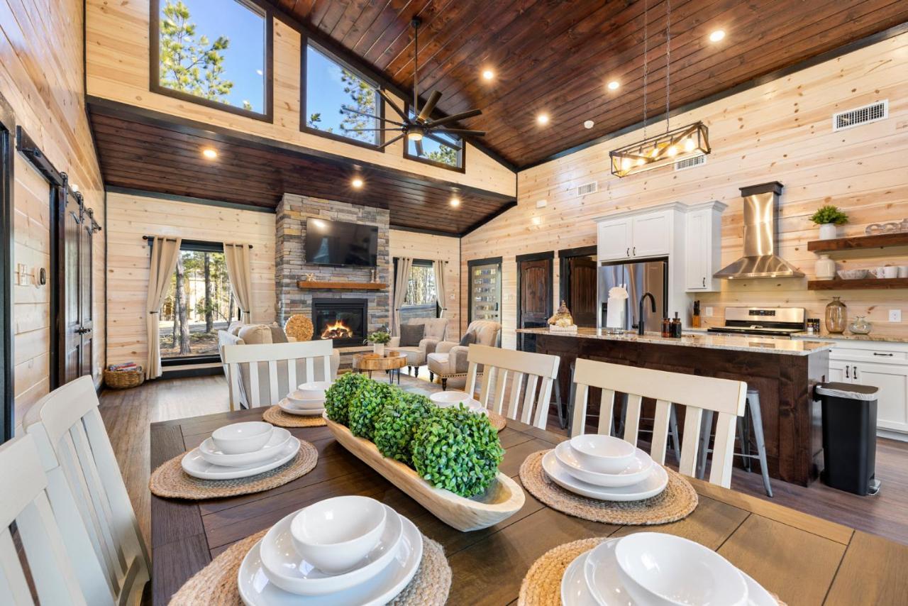 New Luxury Cabin, Hot Tub, Forest Views,Hotel Style Amenities Broken Bow Εξωτερικό φωτογραφία