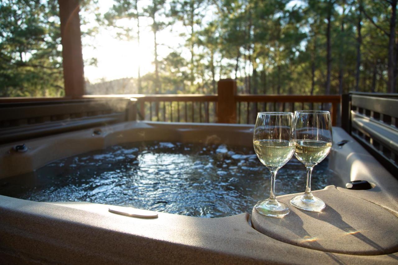 New Luxury Cabin, Hot Tub, Forest Views,Hotel Style Amenities Broken Bow Εξωτερικό φωτογραφία