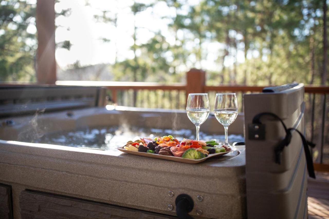 New Luxury Cabin, Hot Tub, Forest Views,Hotel Style Amenities Broken Bow Εξωτερικό φωτογραφία