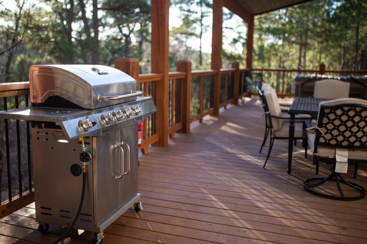 New Luxury Cabin, Hot Tub, Forest Views,Hotel Style Amenities Broken Bow Εξωτερικό φωτογραφία