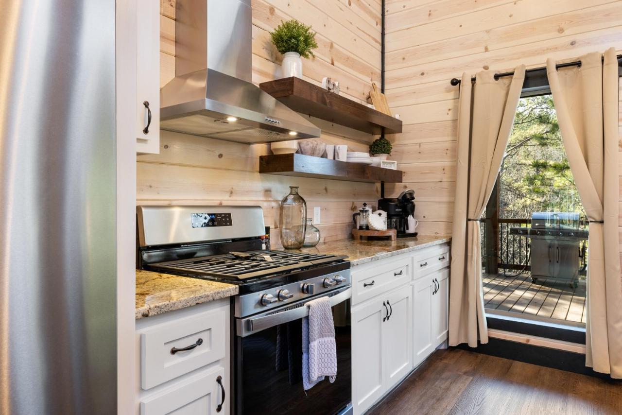 New Luxury Cabin, Hot Tub, Forest Views,Hotel Style Amenities Broken Bow Εξωτερικό φωτογραφία